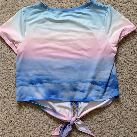 🌸2 for $12 Sky View Tie Shirt - Picture 4 of 4